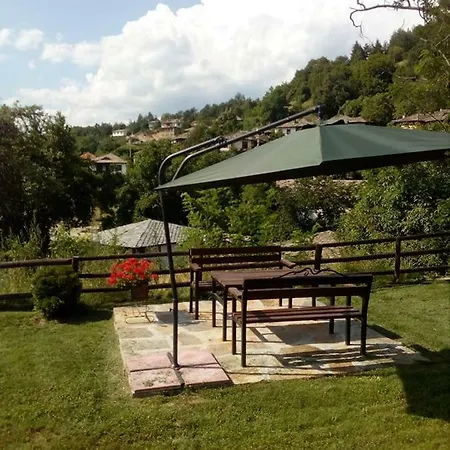 Aiva 3 *